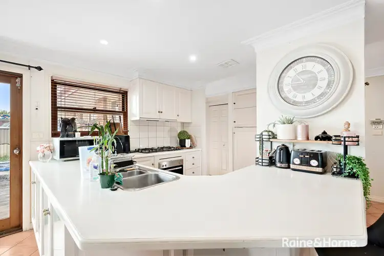 75 Candlebark Road, Karabar NSW 2620