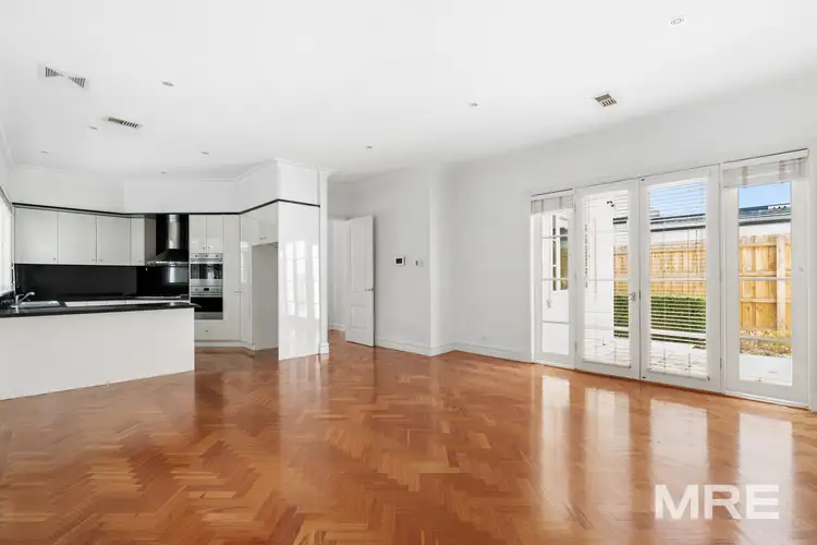 350 St Kilda Street, Brighton VIC 3186