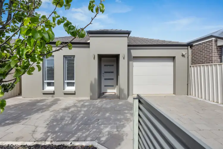 13 Neath Avenue, Dover Gardens SA 5048
