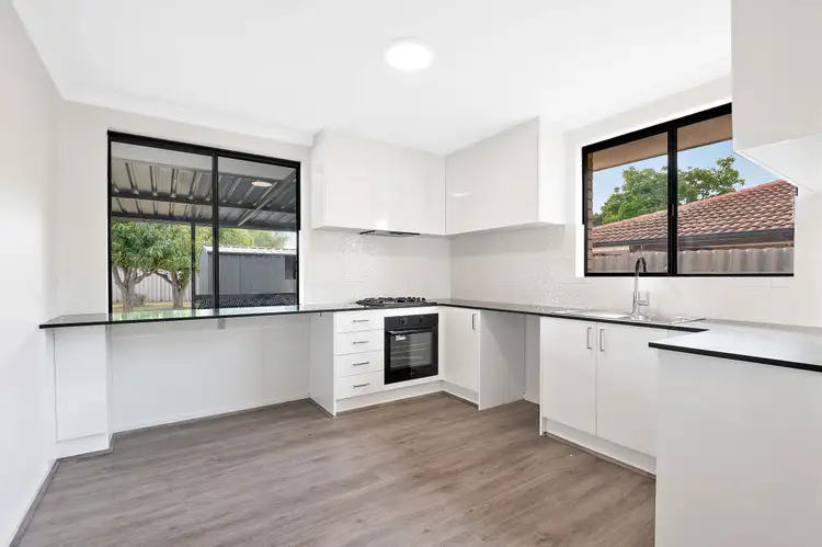 11 KINGSDOWN ROAD, Maddington WA 6109