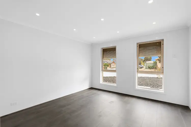 Fifth view of Homely house listing, 2 Tangarine Court, Munno Para West SA 5115