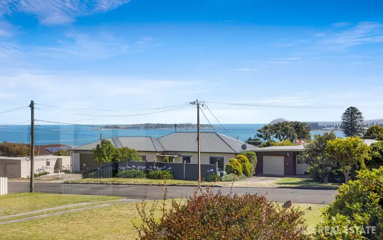 Fifth view of Homely house listing, 8 Tyrone Street, Mccracken SA 5211