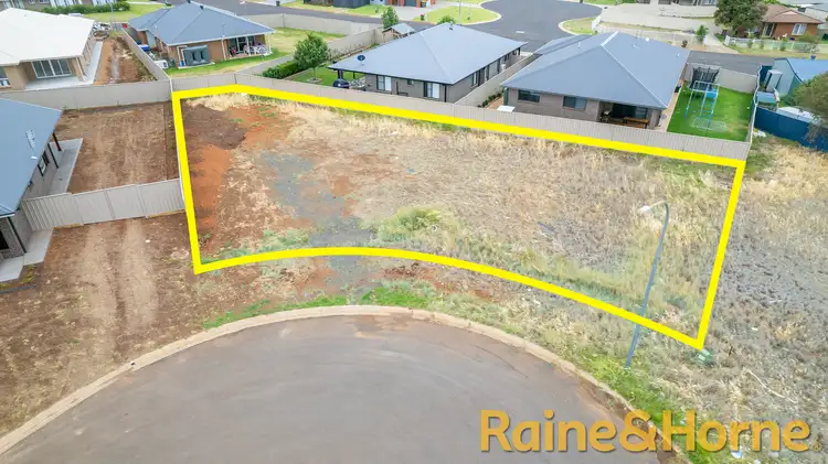 22 Yarra Place, Dubbo NSW 2830