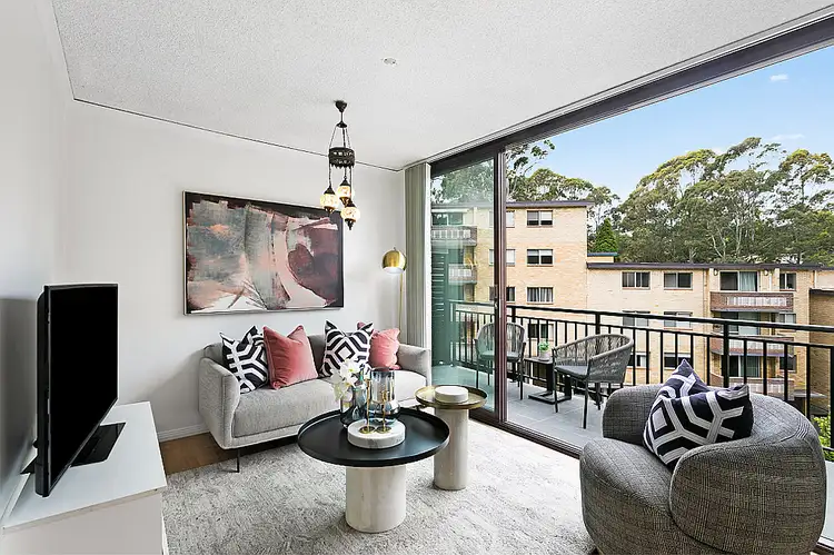 8 Murray Street