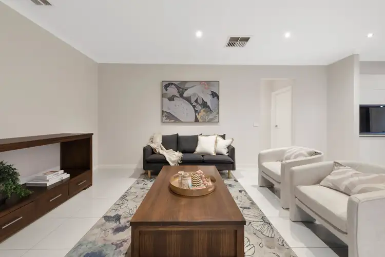 Fifth view of Homely house listing, 13 Silverleaf Crescent, Officer VIC 3809