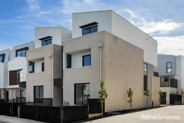 20 Pelican Terrace