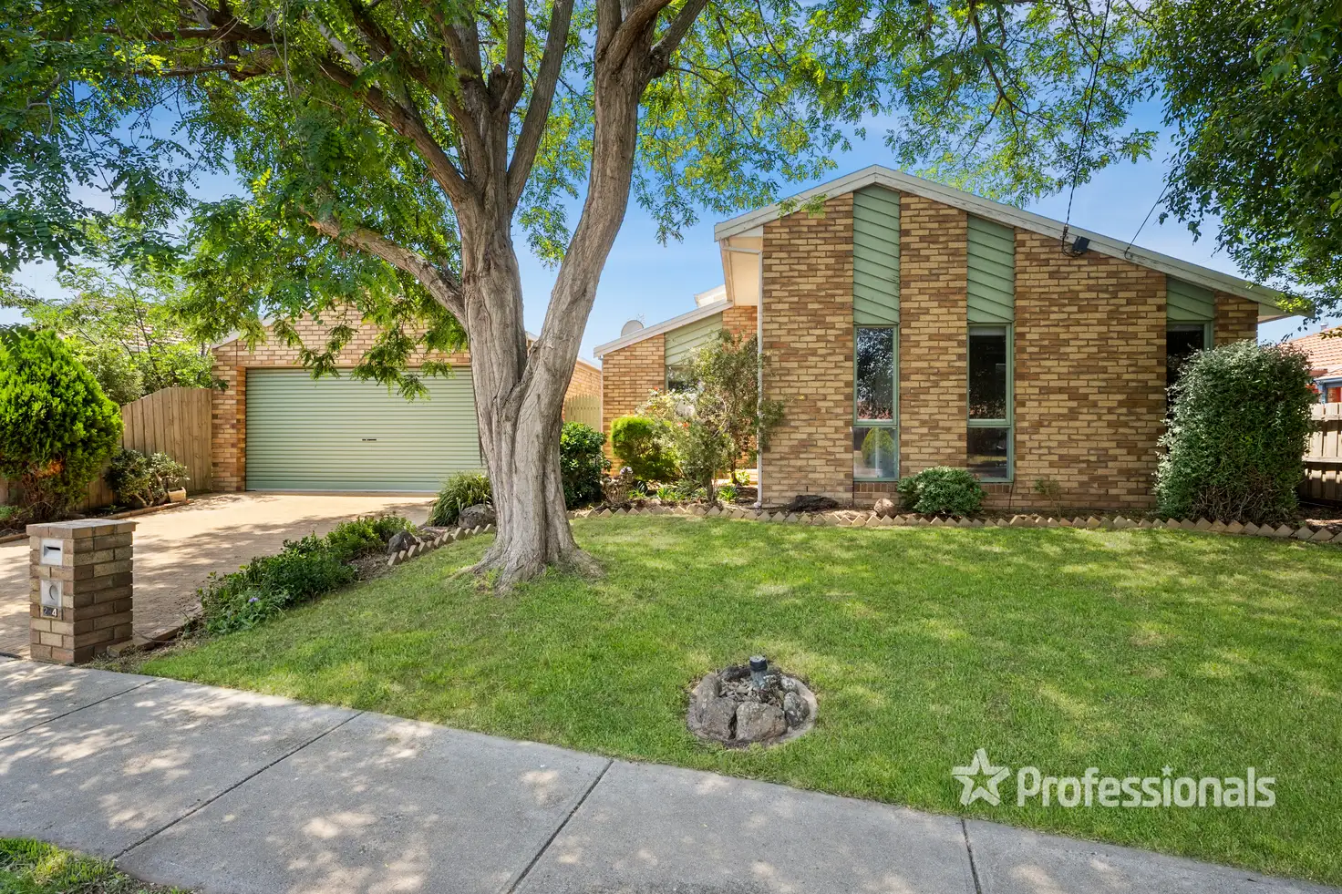 Main view of Homely house listing, 284 Greaves Street North, Werribee VIC 3030