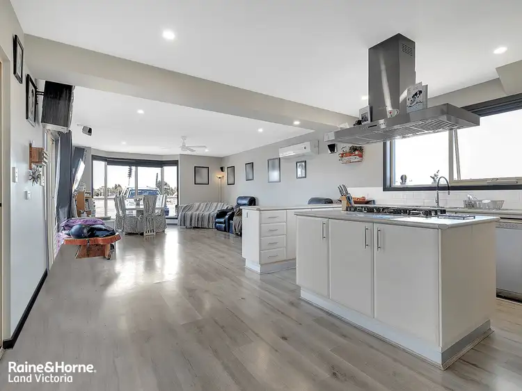 120 Tillys Road, Lara VIC 3212