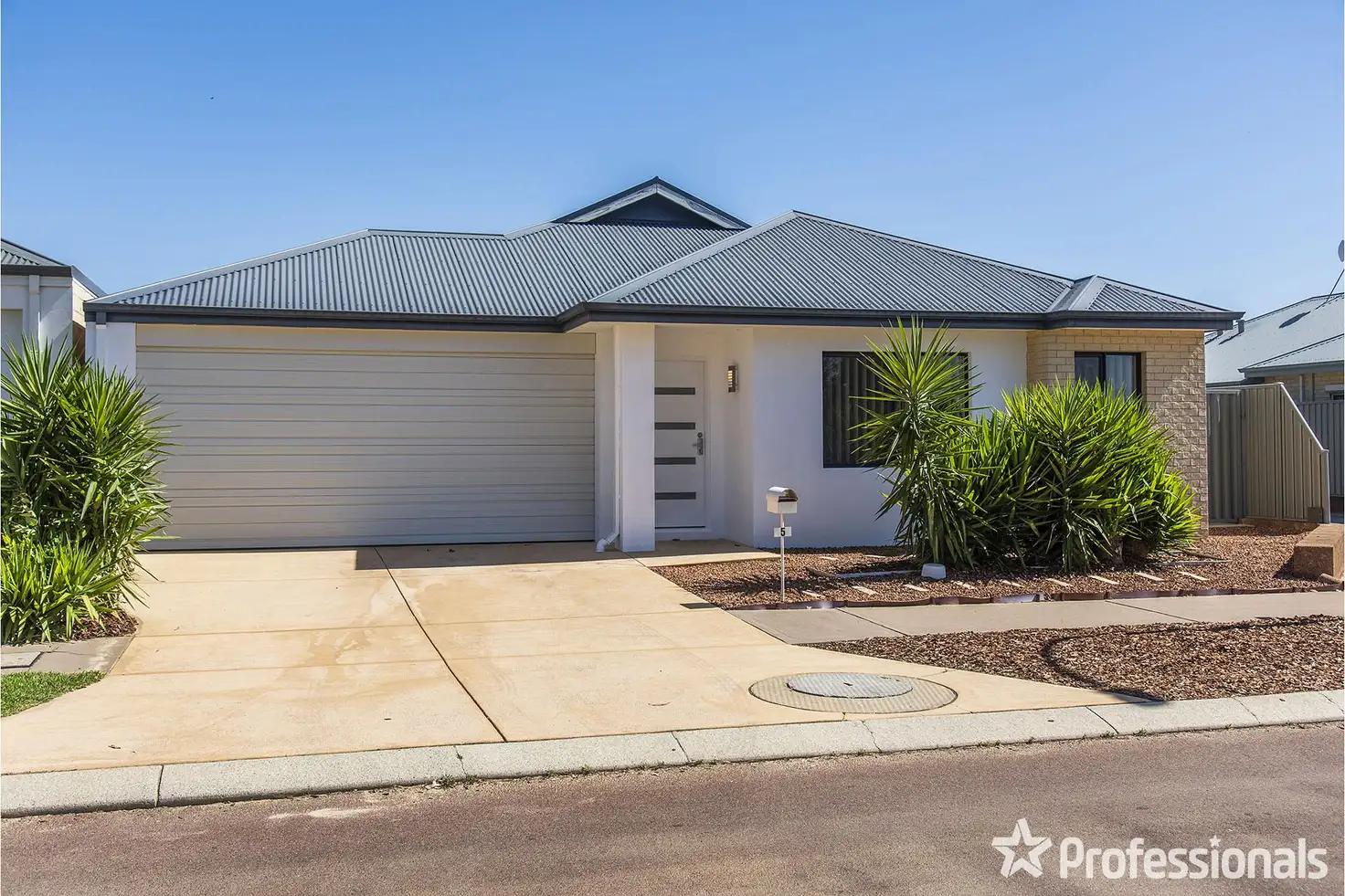 Main view of Homely house listing, 5 Gallipoli Avenue, Byford WA 6122