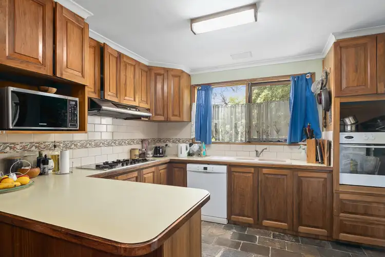 Fifth view of Homely house listing, 17 Casale Court, Frankston VIC 3199
