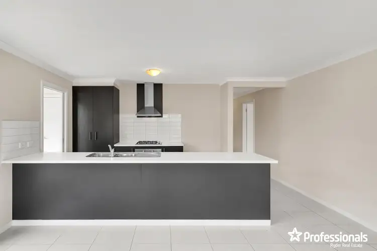 Fifth view of Homely house listing, 10 Bindley Crescent, Weir Views VIC 3338