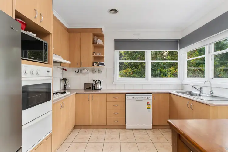 Second view of Homely unit listing, 1/5 Ashleigh Avenue, Frankston VIC 3199
