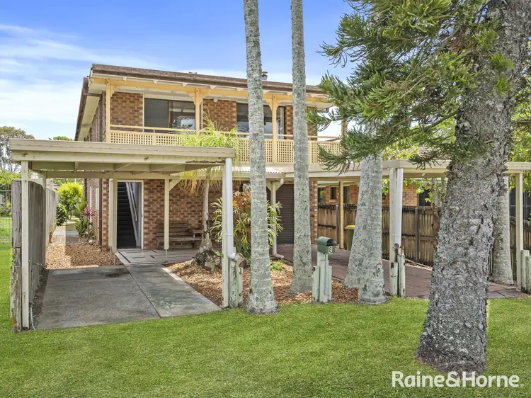 8 Rusbrook St, Redland Bay QLD 4165