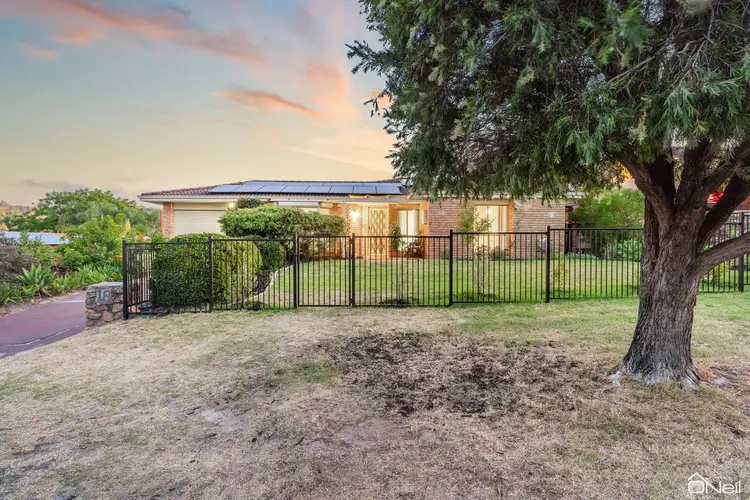 18 Coolabah Drive, Mount Nasura WA 6112