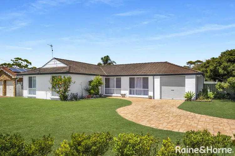 Main view of Homely house listing, 2 Woolstencraft Street, Shoalhaven Heads NSW 2535
