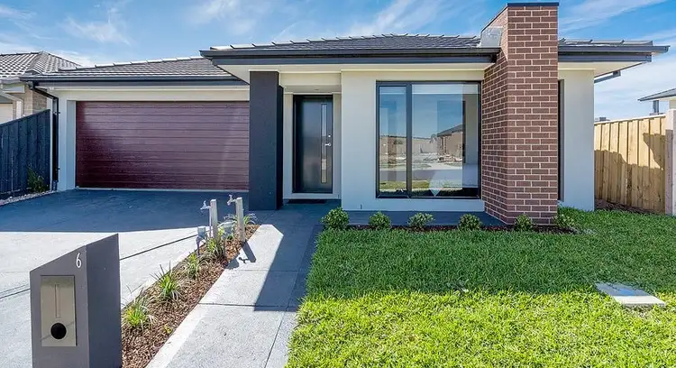 6 Dight Way, Mickleham VIC 3064
