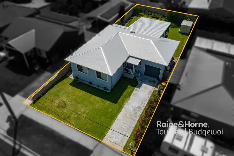 Second view of Homely house listing, 3 St James Avenue, Berkeley Vale NSW 2261