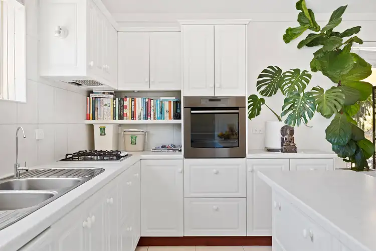 Fifth view of Homely villa listing, 4/31 Preston Point Road, East Fremantle WA 6158