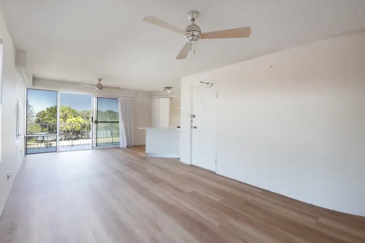 4/58 Esplanade, Golden Beach QLD 4551