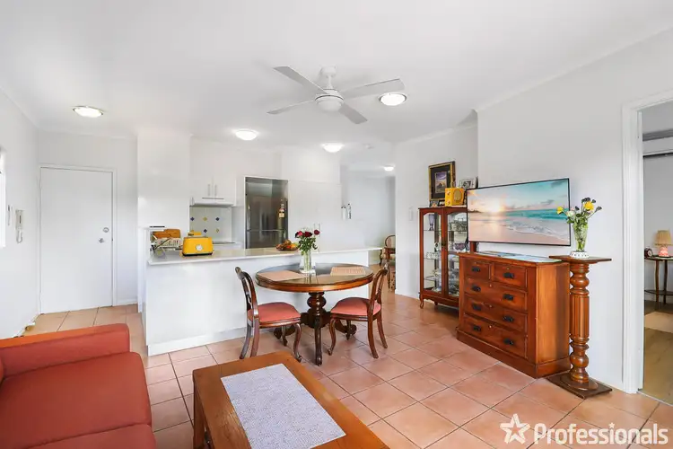 7/205 Mcleod Street, Cairns North QLD 4870