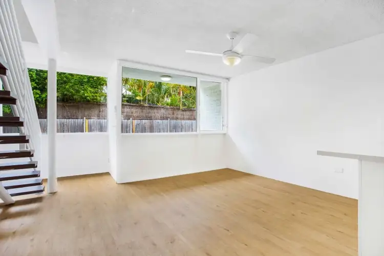 Fifth view of Homely unit listing, 33/122 Marine Parade, Miami QLD 4220