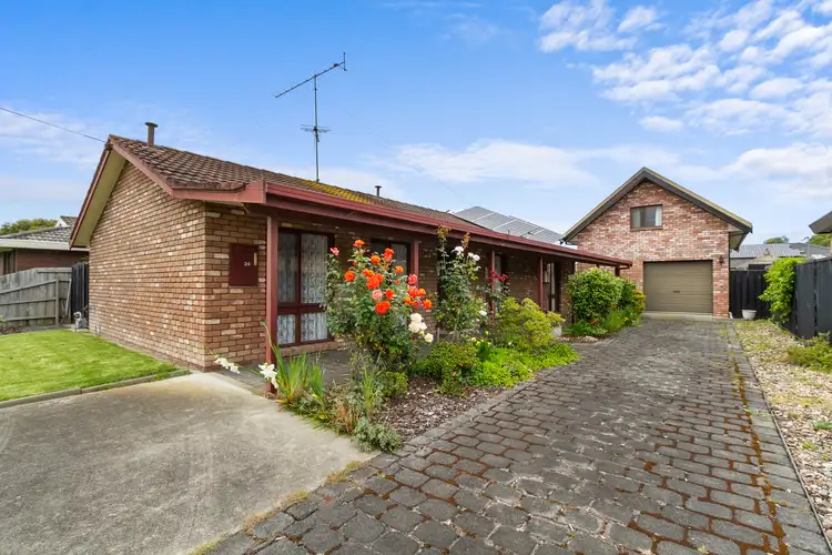 24 Spring Court, Morwell VIC 3840