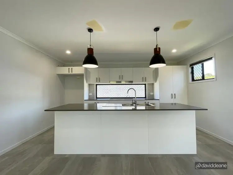 Third view of Homely semi-detached listing, 1/70 Buckland Road, Everton Hills QLD 4053