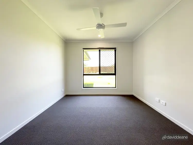 Fifth view of Homely semi-detached listing, 1/70 Buckland Road, Everton Hills QLD 4053