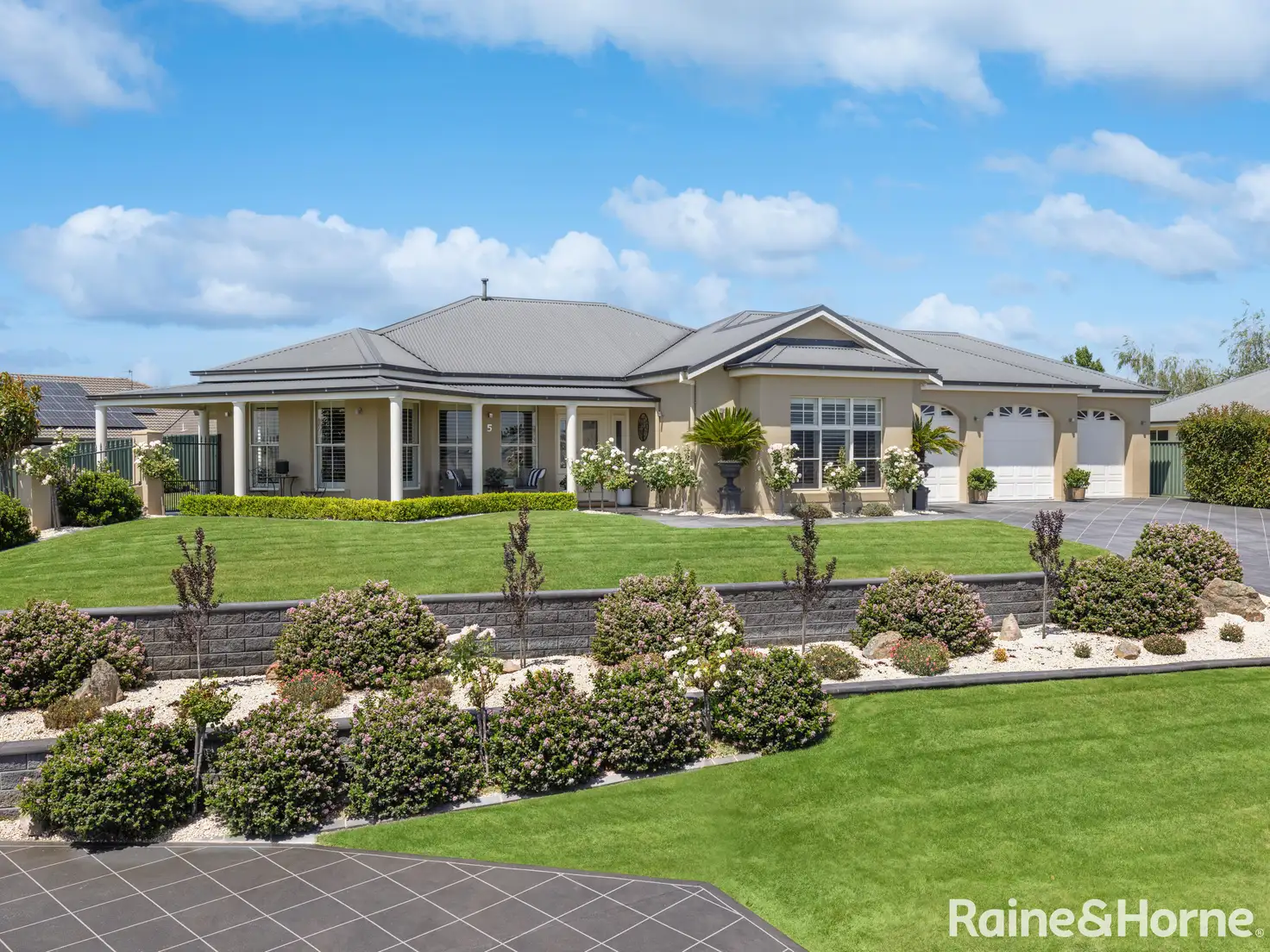 Main view of Homely house listing, 5 Lockyer Place, Llanarth NSW 2795
