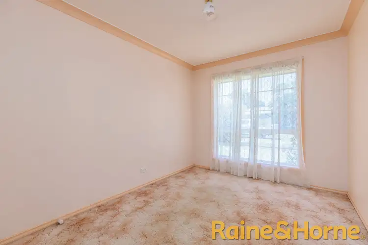 Sixth view of Homely house listing, 1 Canterbury Court, Dubbo NSW 2830