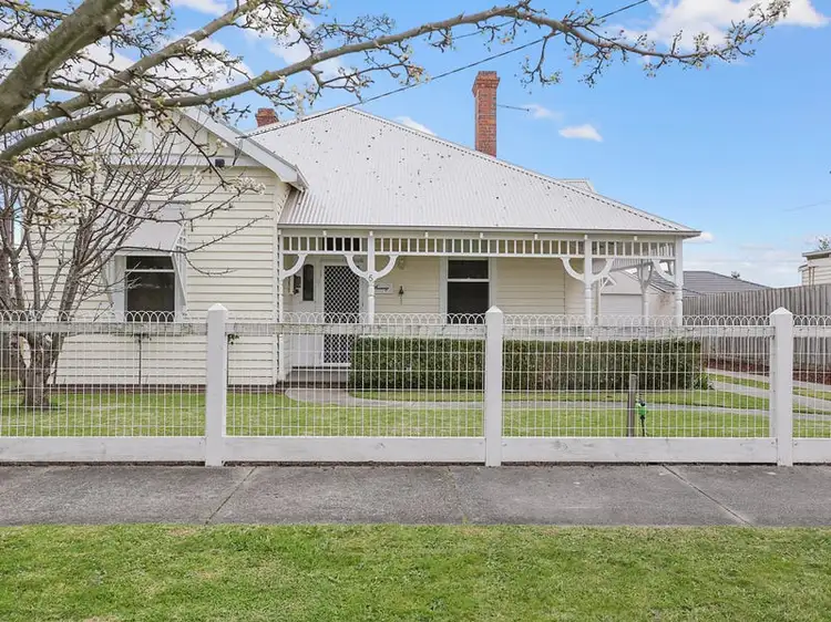 5 McLaughlin Street