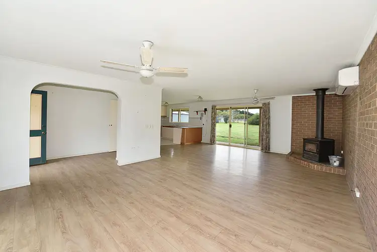 Second view of Homely house listing, 2 Toomeys Lane, Chintin VIC 3756