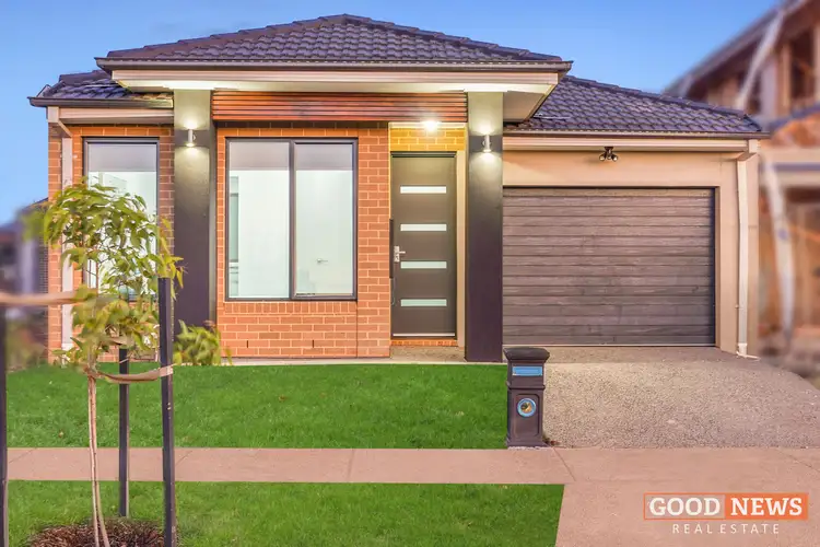 Second view of Homely house listing, 89 Vere Court, Deanside VIC 3336