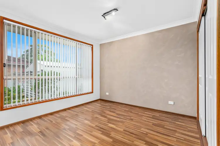 Fifth view of Homely villa listing, 2/124 Ocean Street, Mount Saint Thomas NSW 2500