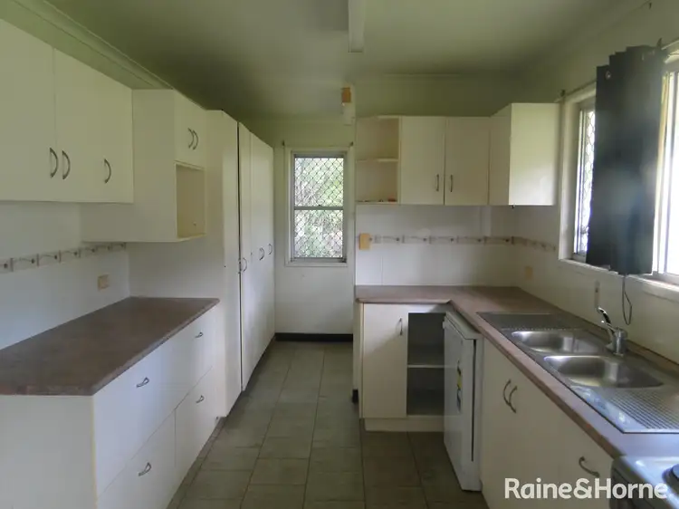 Fifth view of Homely house listing, 3 Carinya Drive, Clinton QLD 4680