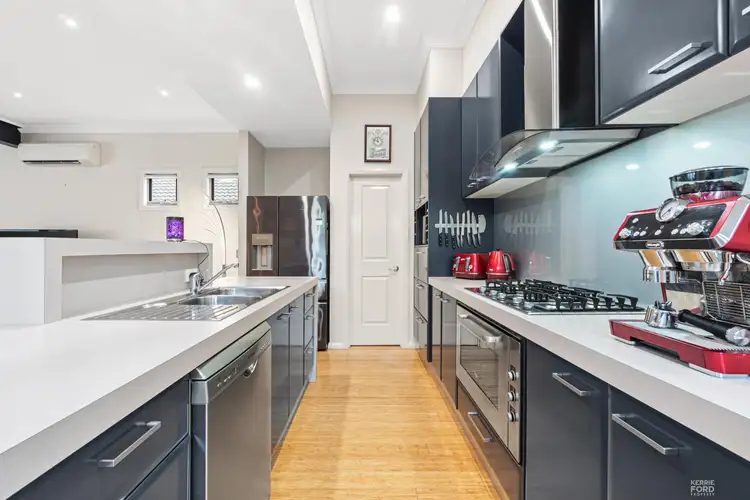 Fifth view of Homely house listing, 1/100 Cross's Road, Traralgon VIC 3844