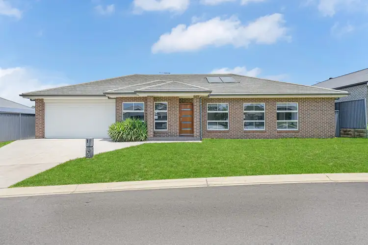 4 Walmsley Crescent