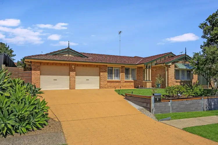 5 Blake Street, Quakers Hill NSW 2763