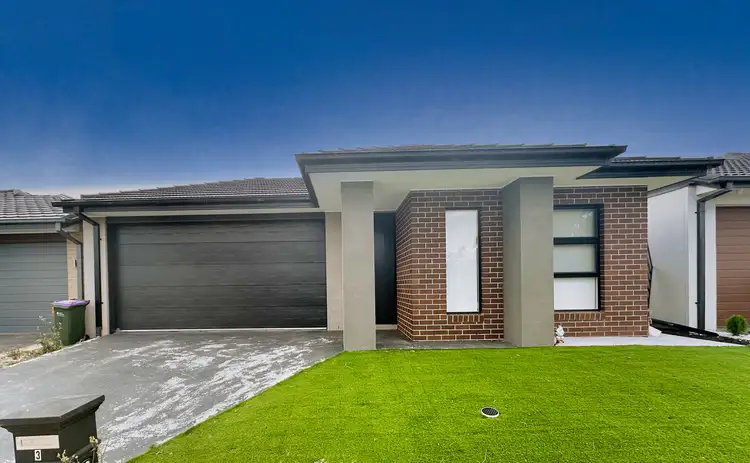 3 Molesworth Crescent, Donnybrook VIC 3064