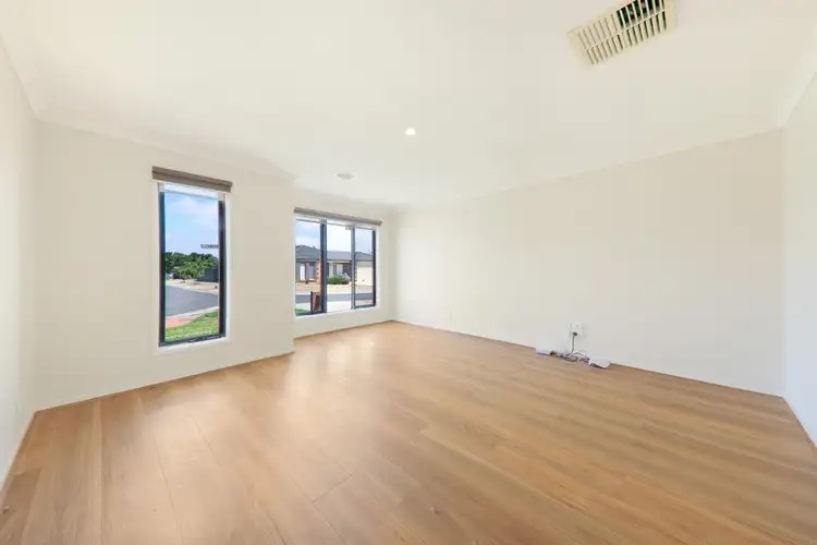Seventh view of Homely house listing, 2 Amadeus Street, Manor Lakes VIC 3024