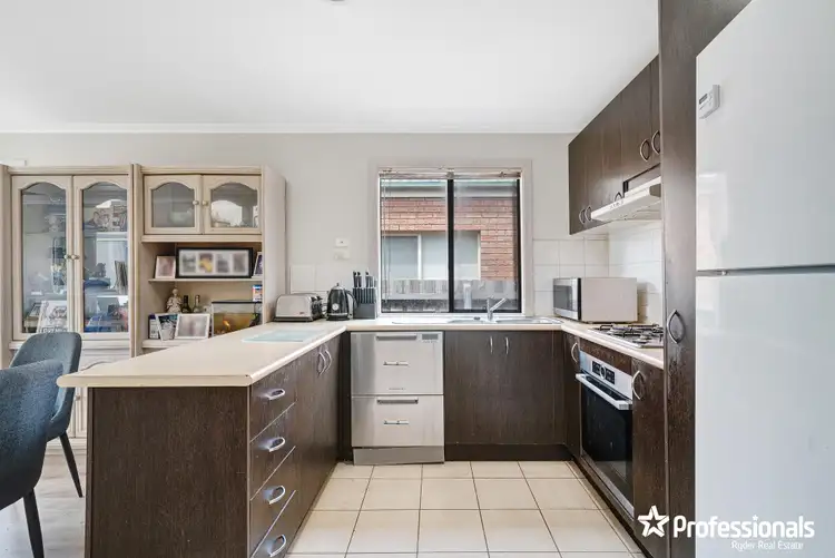 Sixth view of Homely house listing, 39 Sirius Way, Kurunjang VIC 3337