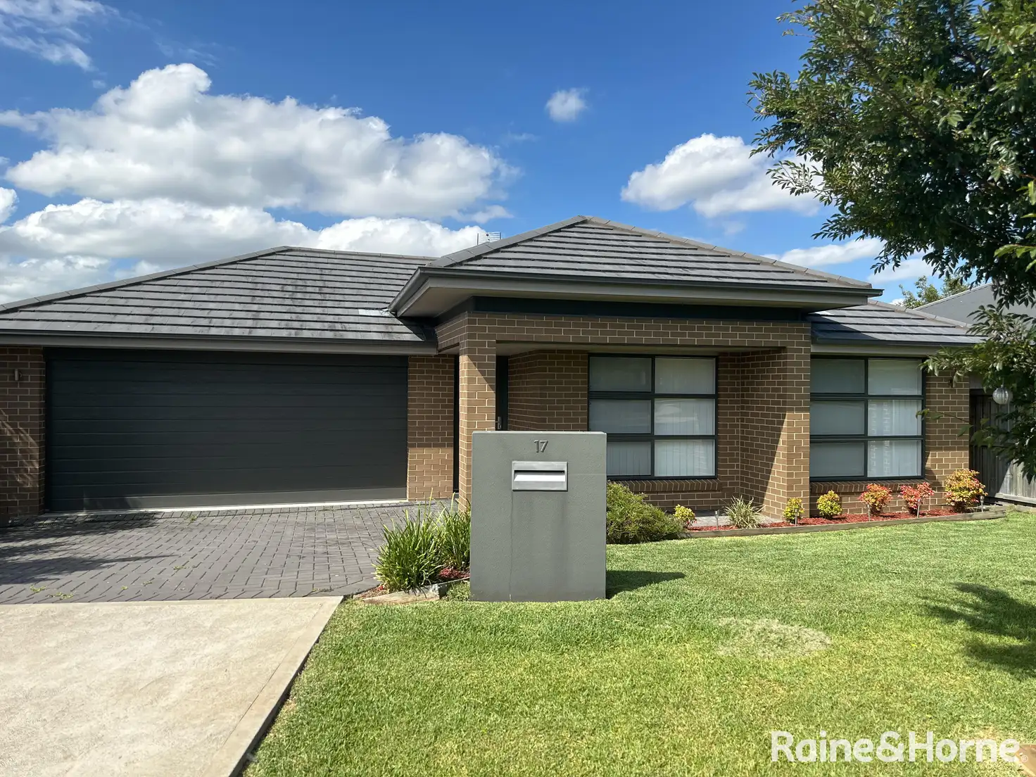 Main view of Homely house listing, 17 Snipe Street, Fletcher NSW 2287