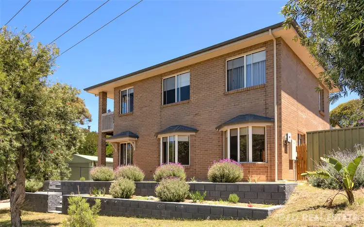 63 Cornhill Road, Victor Harbor SA 5211