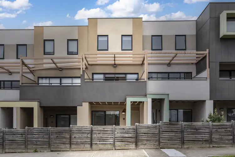 18/27 Turva Avenue, Tarneit VIC 3029
