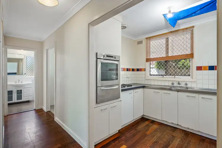 Sixth view of Homely house listing, 4 Paulina Way, Coolbellup WA 6163