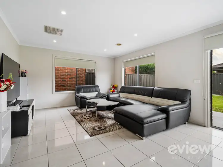 Fifth view of Homely house listing, 29 Finsbury Crescent, Manor Lakes VIC 3024