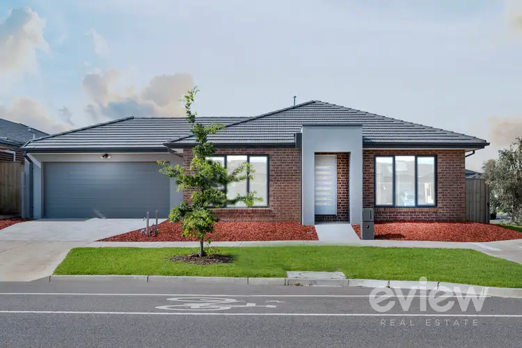 1 Medlar Avenue, Manor Lakes VIC 3024