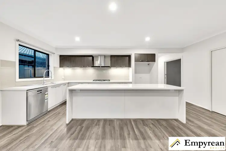 8 Mckane Street, Kalkallo VIC 3064