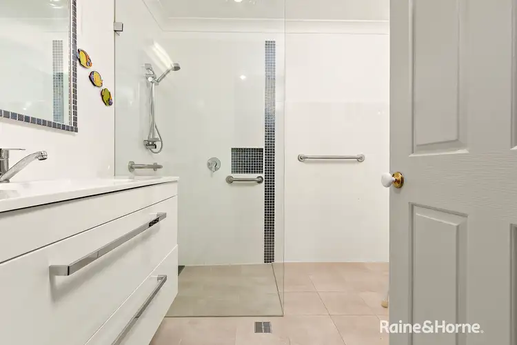 Fifth view of Homely house listing, 1/261 Old Pacific Highway, Swansea NSW 2281