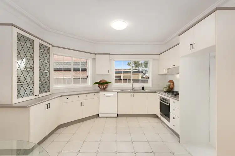 Sixth view of Homely villa listing, 2/76 Mimosa Street, Bexley NSW 2207